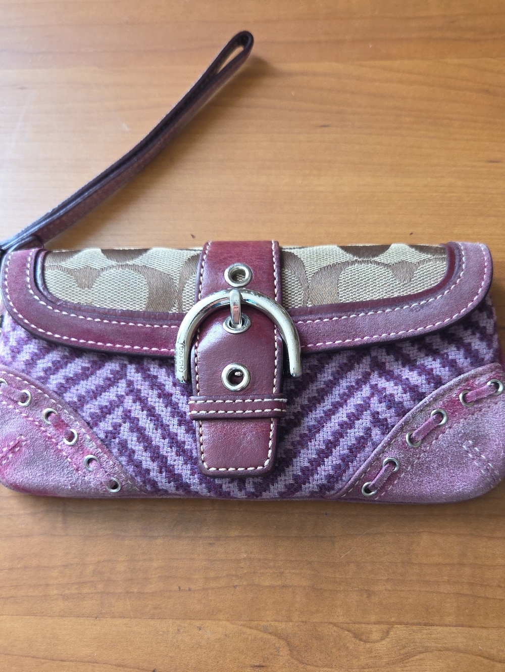 Coach RARE SOHO Purple Herringbone Wristlet Clutch with Buckle Detail - Picture 16 of 16